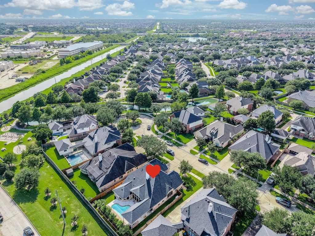 2814 Keagan Falls Drive, Manvel