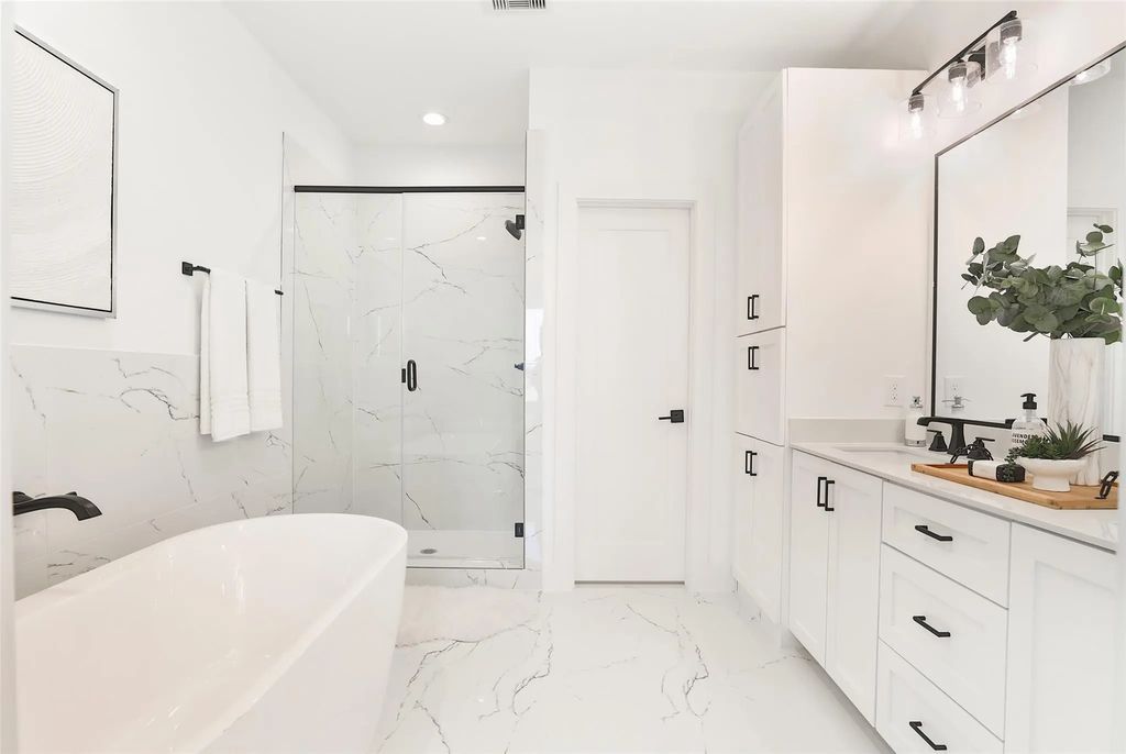 1020 W 15th 1/2 Street A, Houston