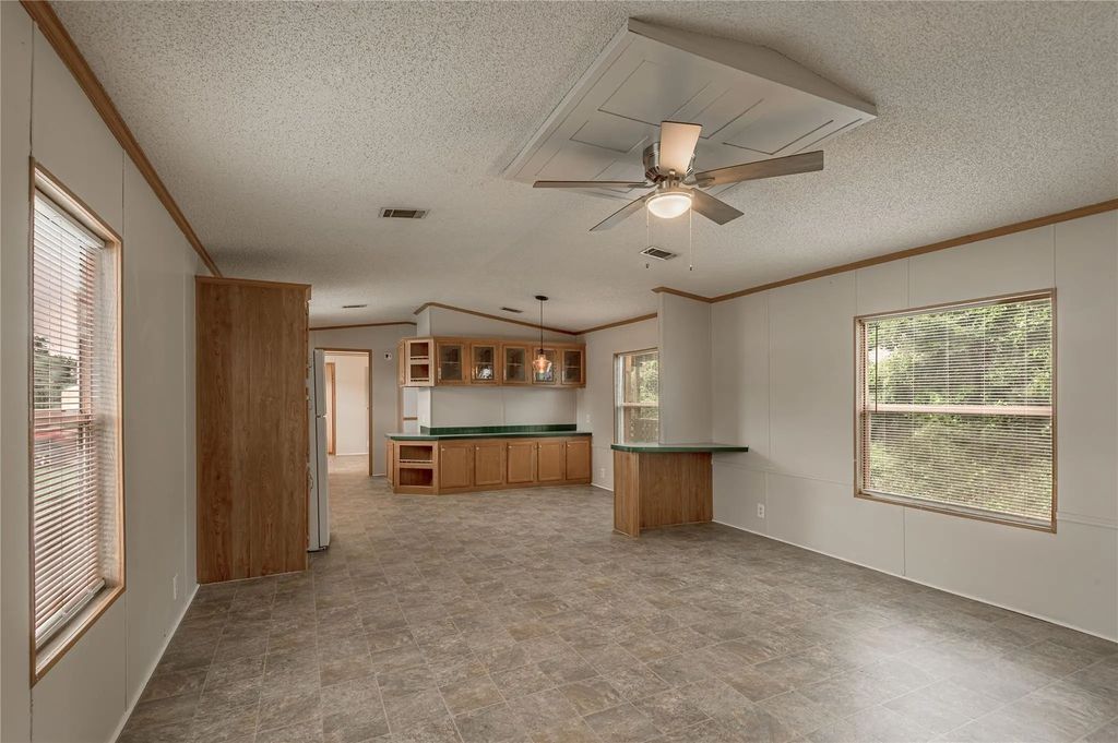 1345 Fm 405 Road 2, Riverside