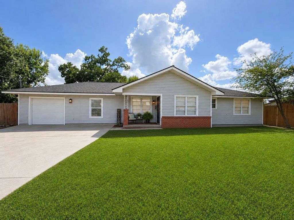 501 Evanston Street, Houston