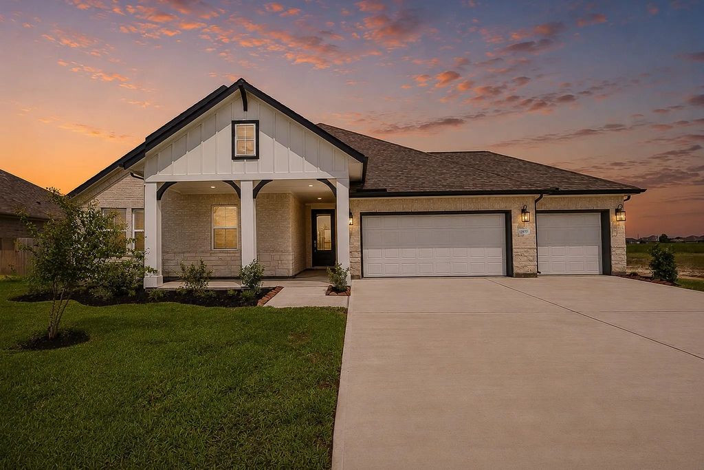 12822 Old Fashion Circle, Mont Belvieu