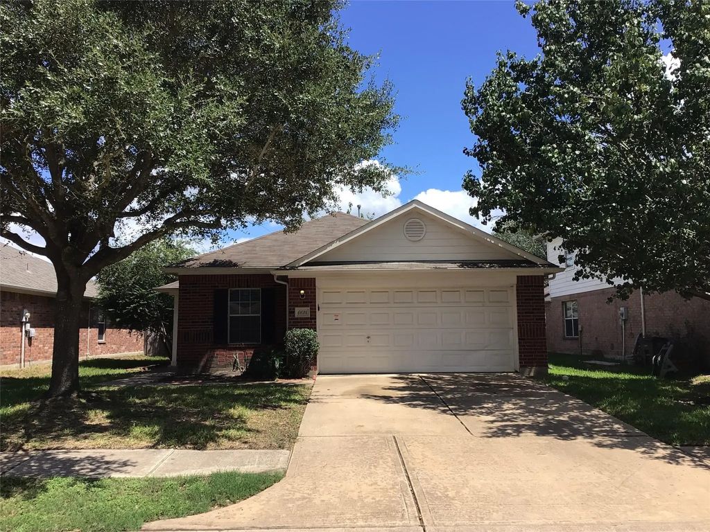 6634 Stonecross Creek Lane, Katy
