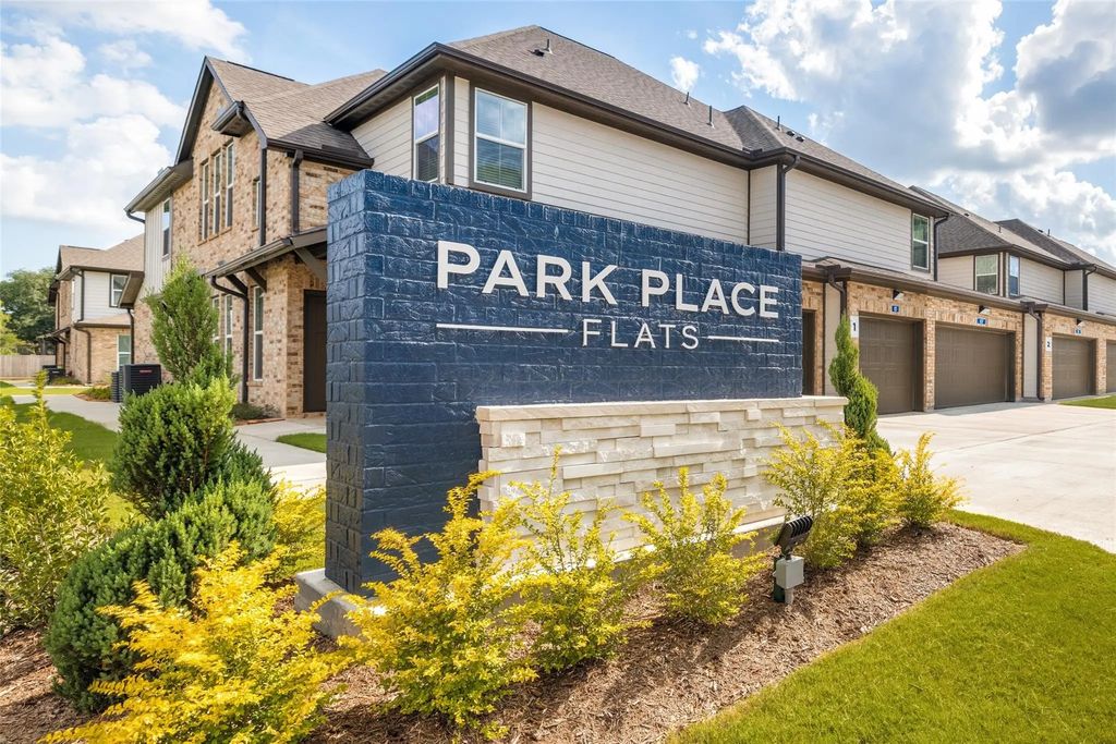 237 Park Place Circle C, Waller