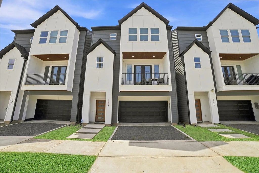 2618 Mcllhenny Street, Houston