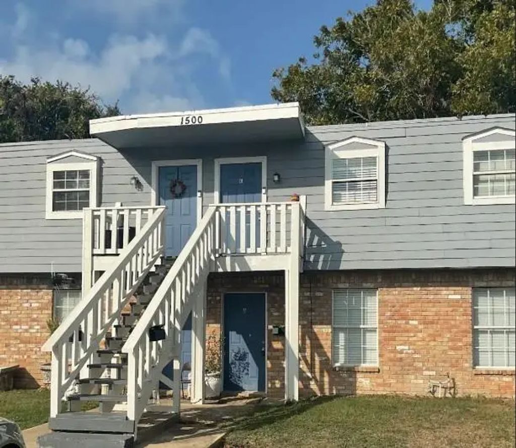 1502 Oleander, La Marque