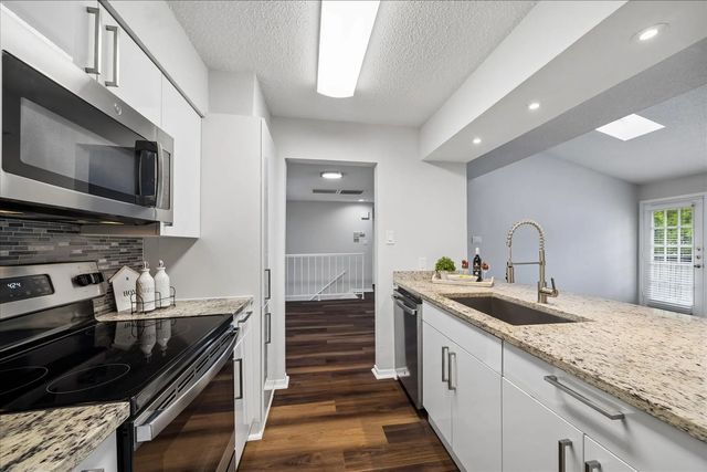 2277 S Kirkwood Road 1116, Houston