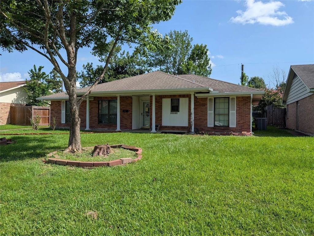 13939 Roundstone Lane, Hockley