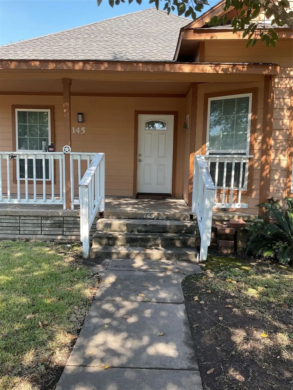 2145 5th Street, Port Arthur