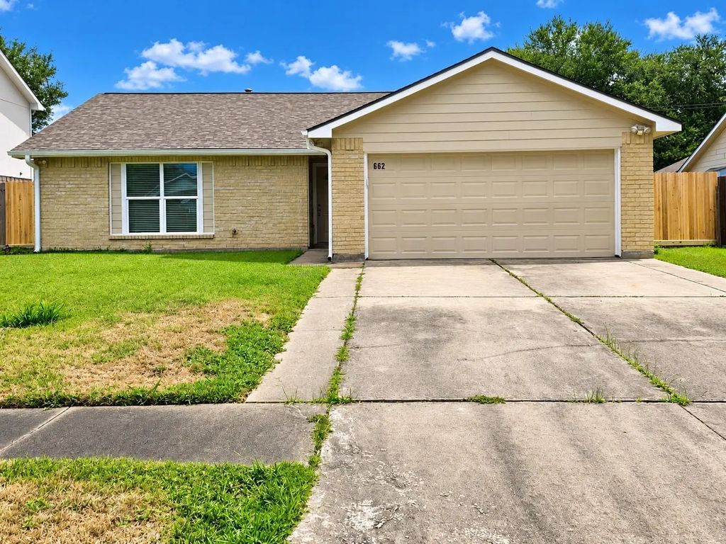 662 Fair Oak Drive, Stafford