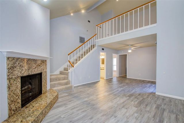 3100 Walnut Bend Lane 124, Houston