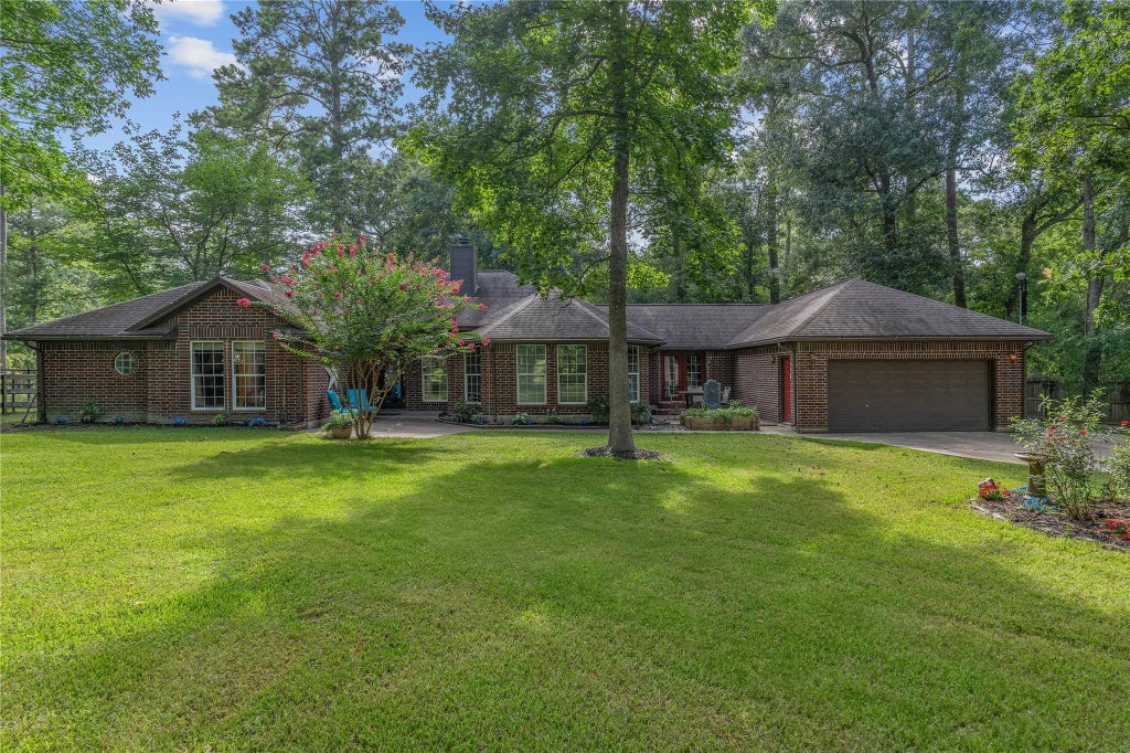 40507 Winding Way Court, Magnolia