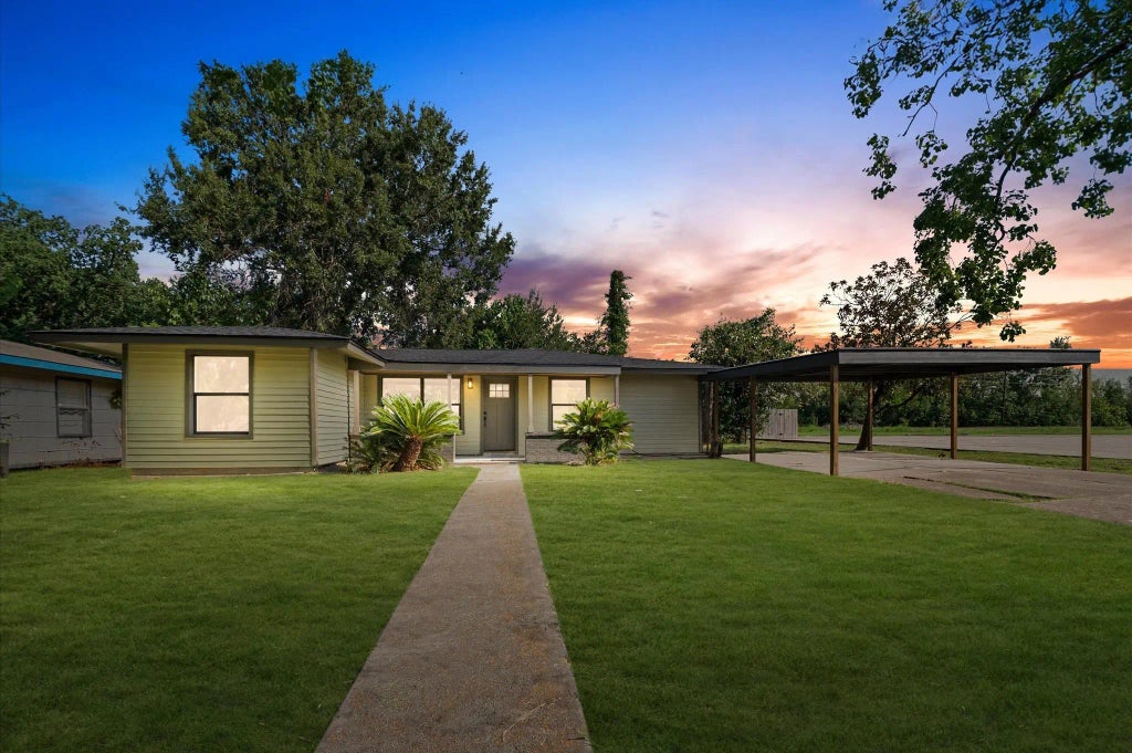 6527 Beekman Road, Houston