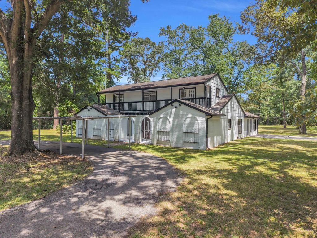 33102 Rollingwood Drive, Pinehurst