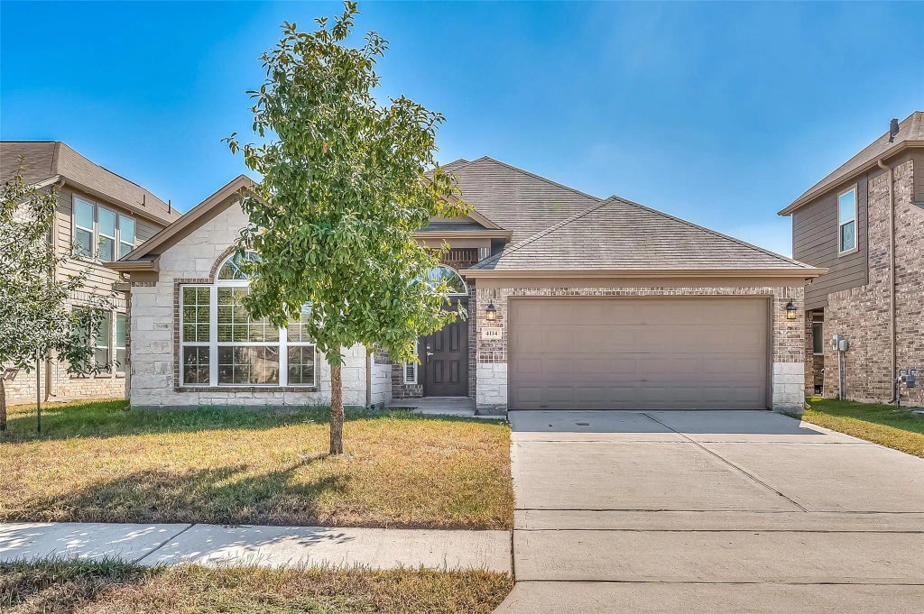 4114 Soaring Elm Street, Atascocita