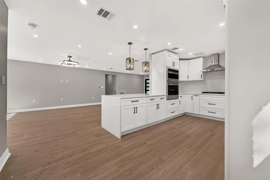 1722 Shannon Valley Drive, Houston