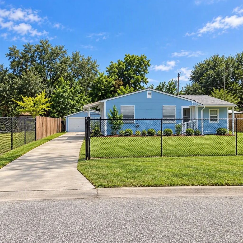 1106 11th 1/2 Street N, Texas City