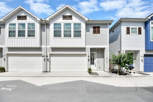 9448 Kerrwood Lane, Houston