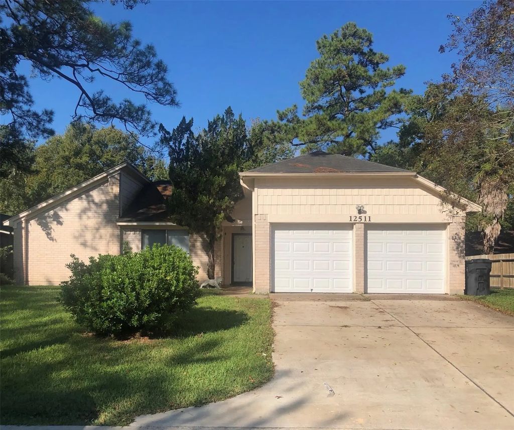 12511 Riverbend, Mont Belvieu