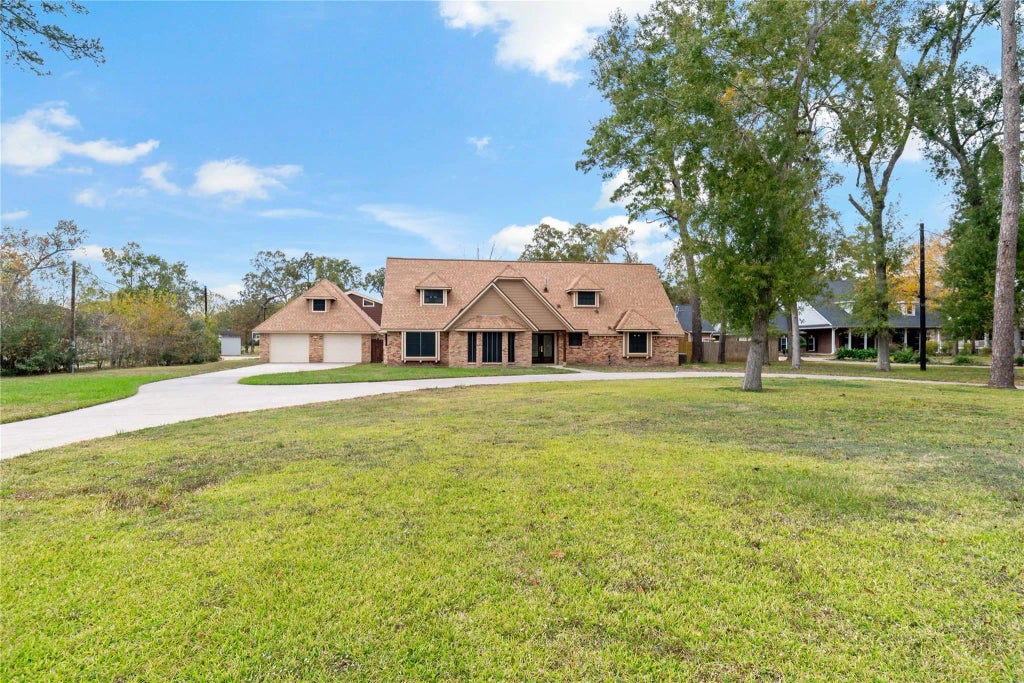 2404 Taylor Lane, Pearland