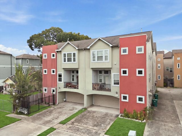 1147 W 24th Street B, Houston