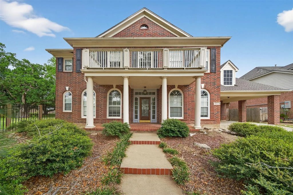 4319 Oak Forest Drive, Missouri City