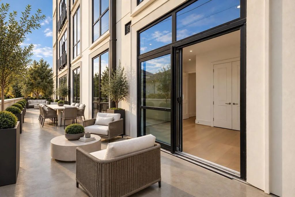 5010 Longmont Drive Ph-2, Houston