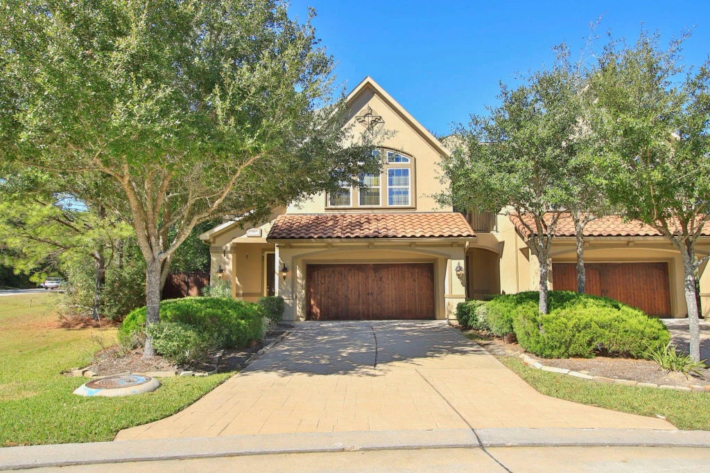 98 Herons Flight Place, Spring