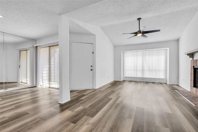 6701 Sands Point Dr Drive 78, Houston
