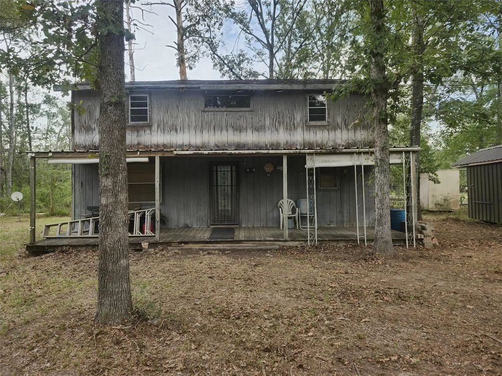 166 Cypress Street, Zavalla