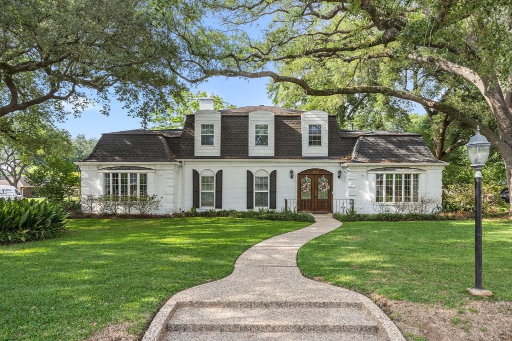 3722 6th Street, Brookshire