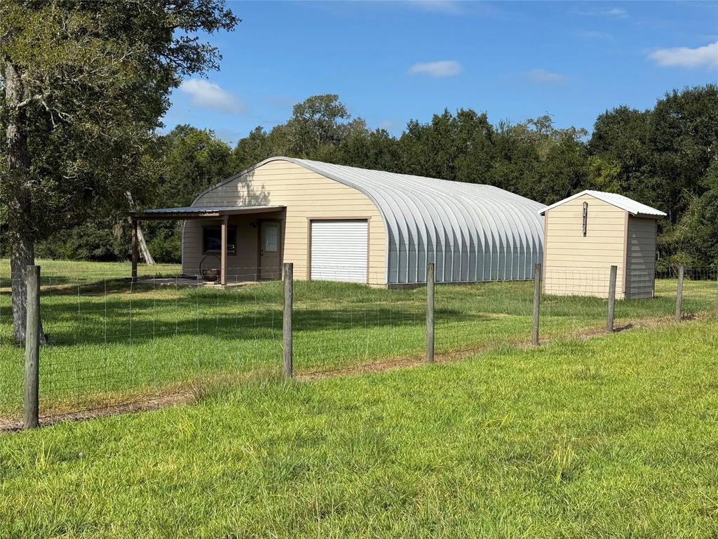 2988 County Road 5, West Columbia