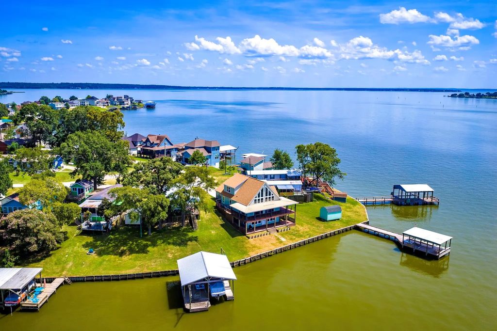 578 Dove Island, Livingston