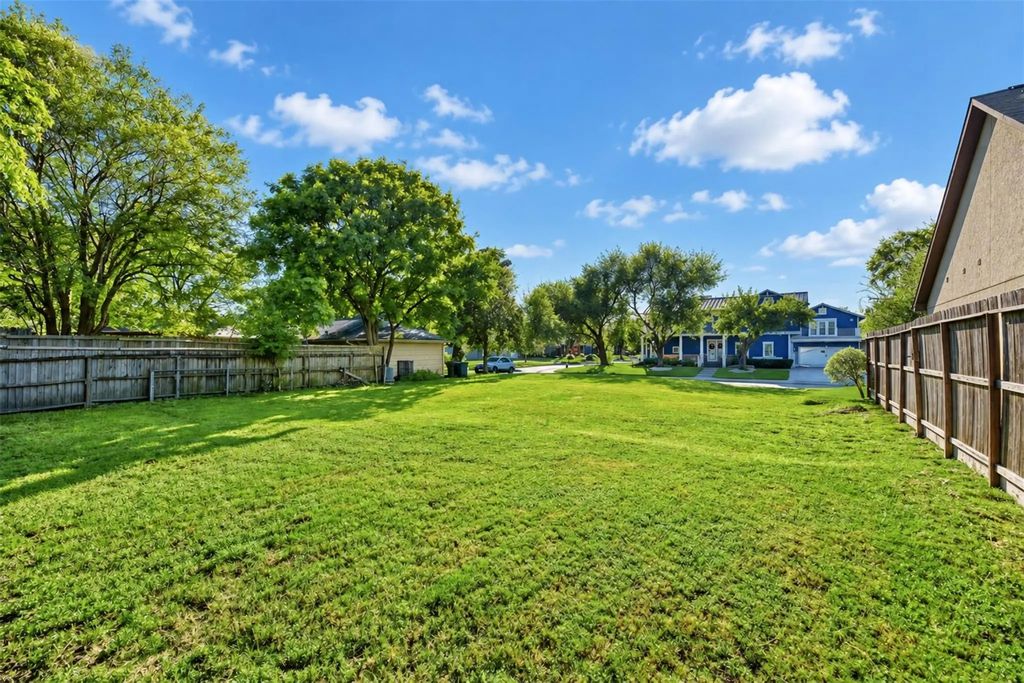 8311 Lorrie Drive, Houston