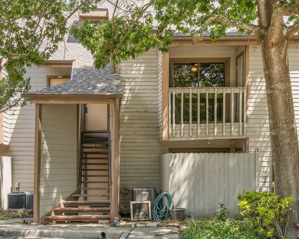 3900 Aspen Drive 204c, Montgomery