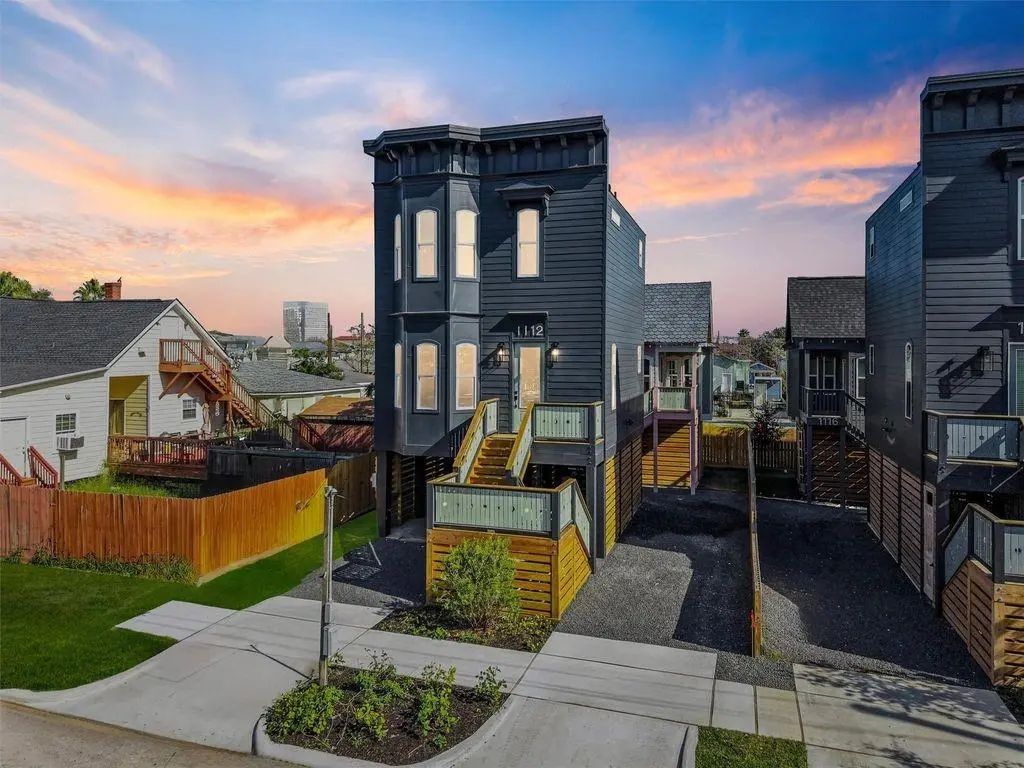 1112 30th Street, Galveston