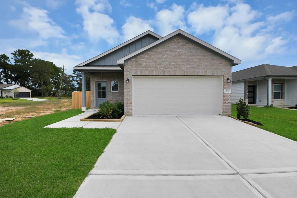 111 West Canopy Crossing Circle, Conroe