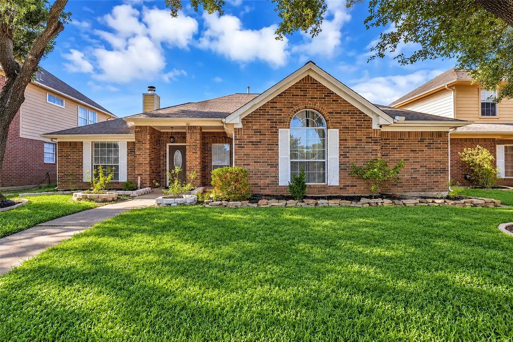 15331 Goodman Street, Houston