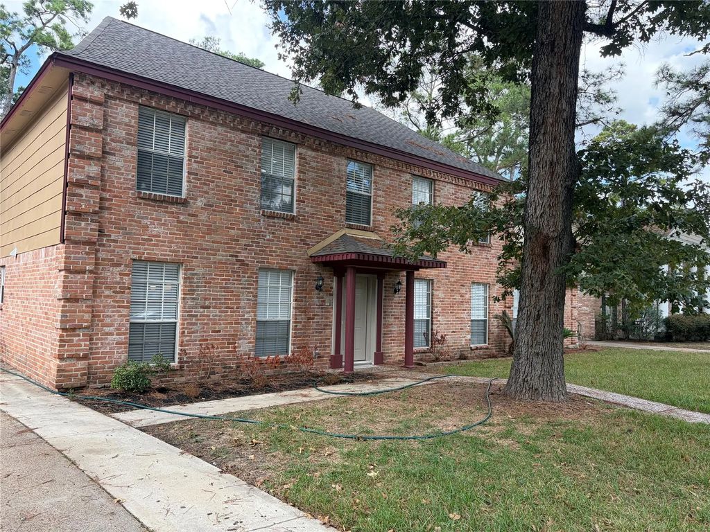 1506 Castlerock Drive, Houston