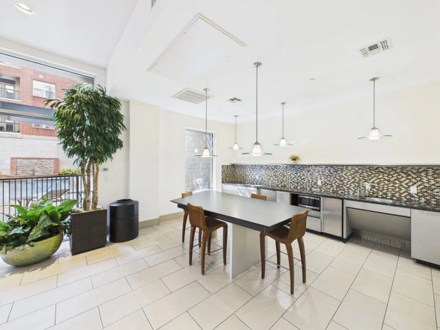 300 St Joseph Parkway 111, Houston