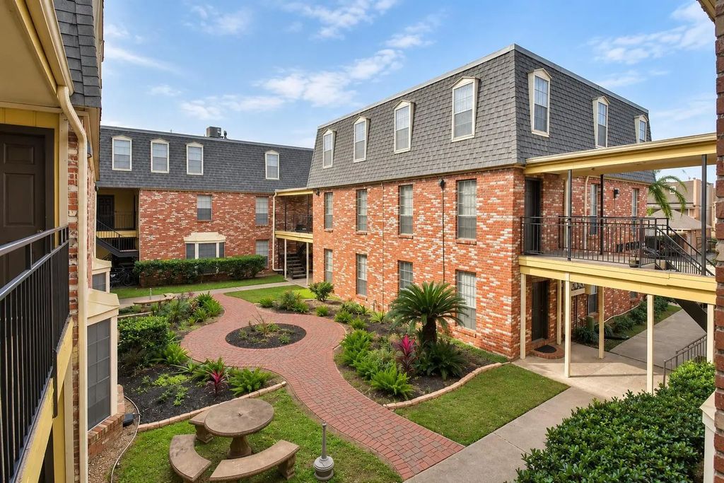 217 Church Street 204, Galveston