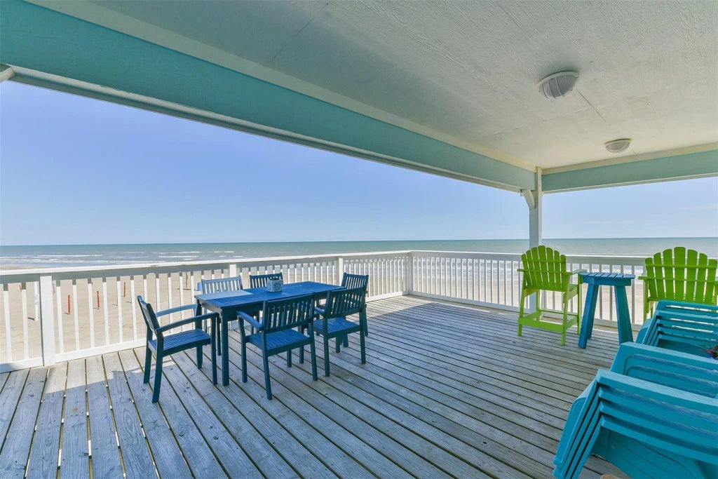 17812 Vera Cruz Boulevard, Galveston