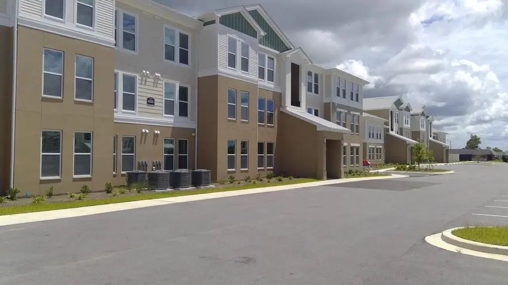 265 W 15th St, Panama City