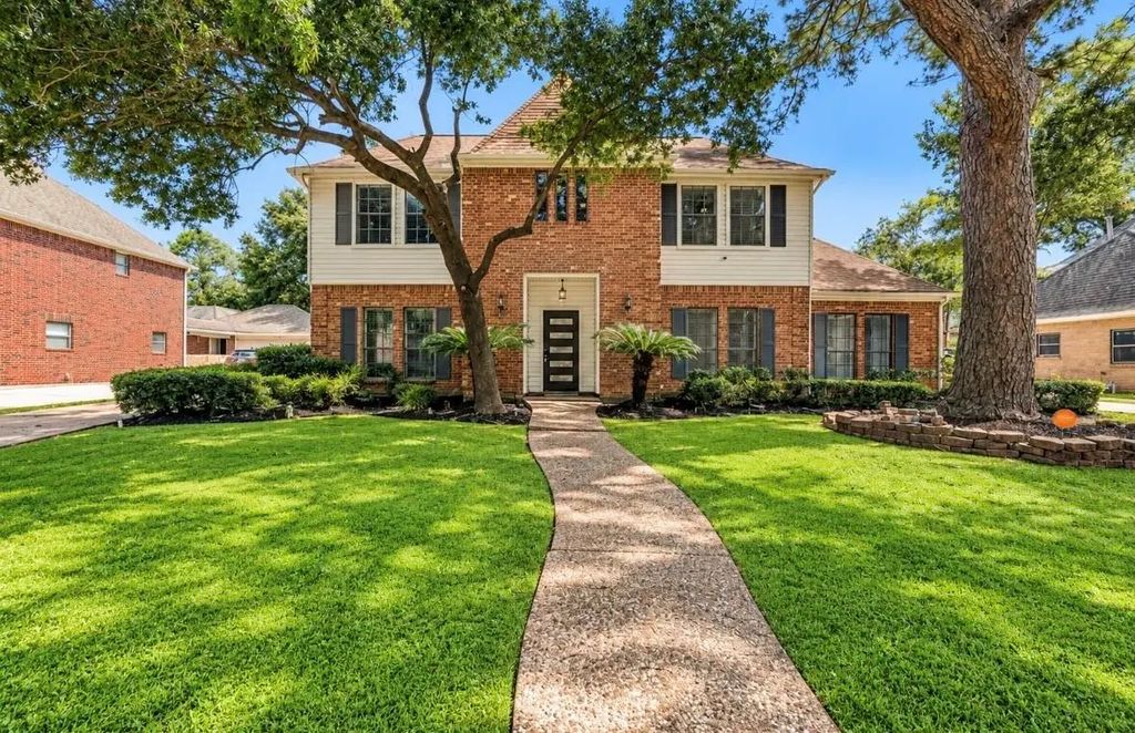 17518 Sandy Cliffs Drive, Houston