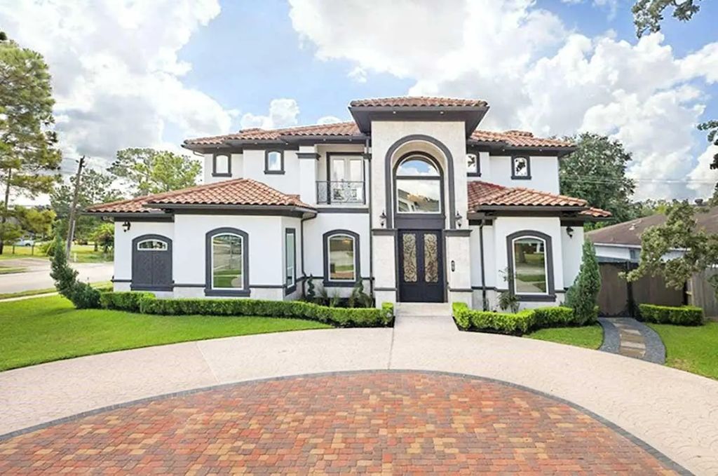 9761 Westview Drive, Houston