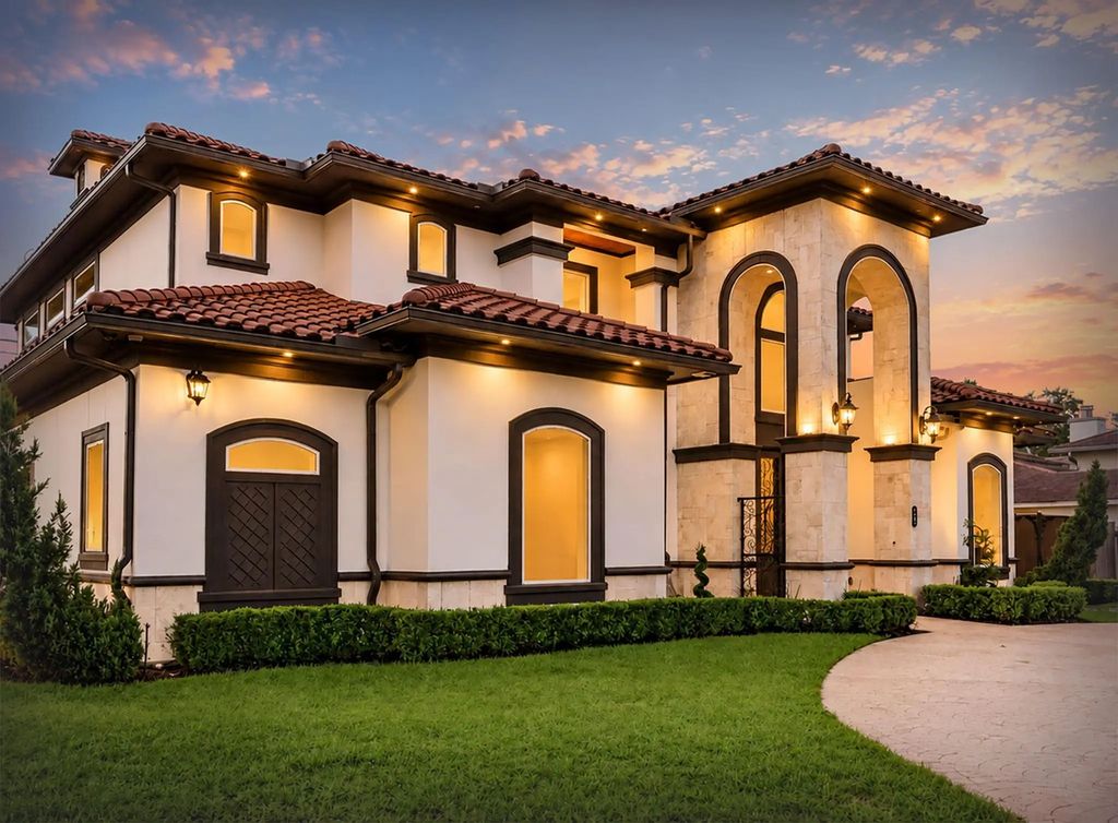 9761 Westview Drive, Houston