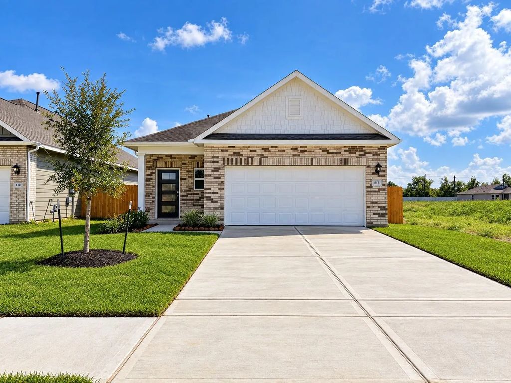 817 Apple Blossom Drive, La Marque