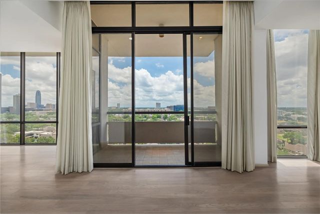 1111 Bering Drive 1202, Houston