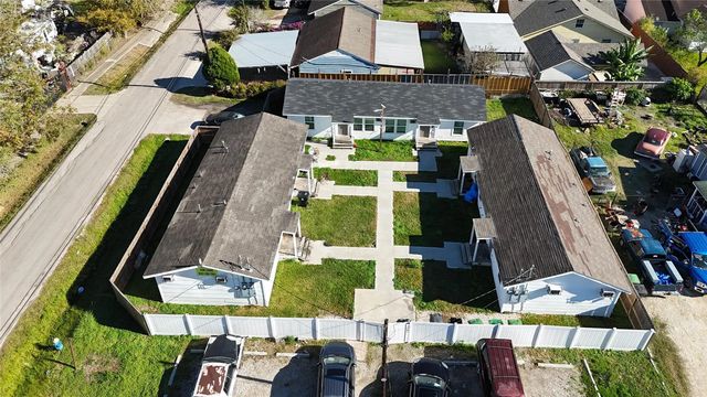 6901 Dumble Street, Houston
