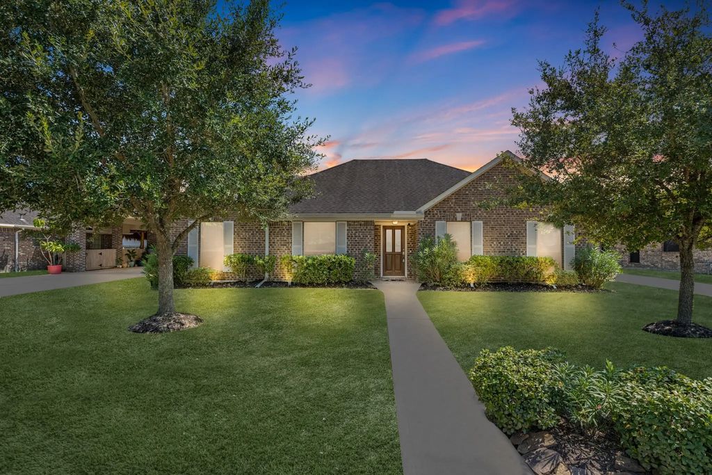 6830 Gonzales Point, Manvel