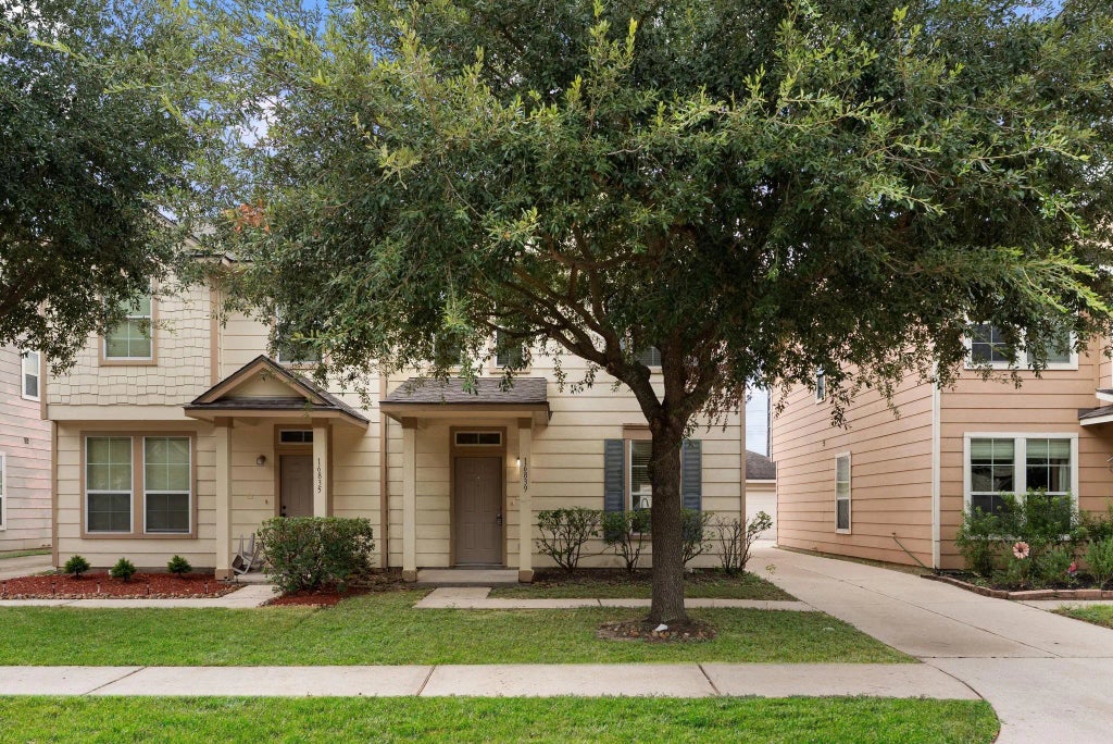 16839 Mammoth Springs Drive, Houston